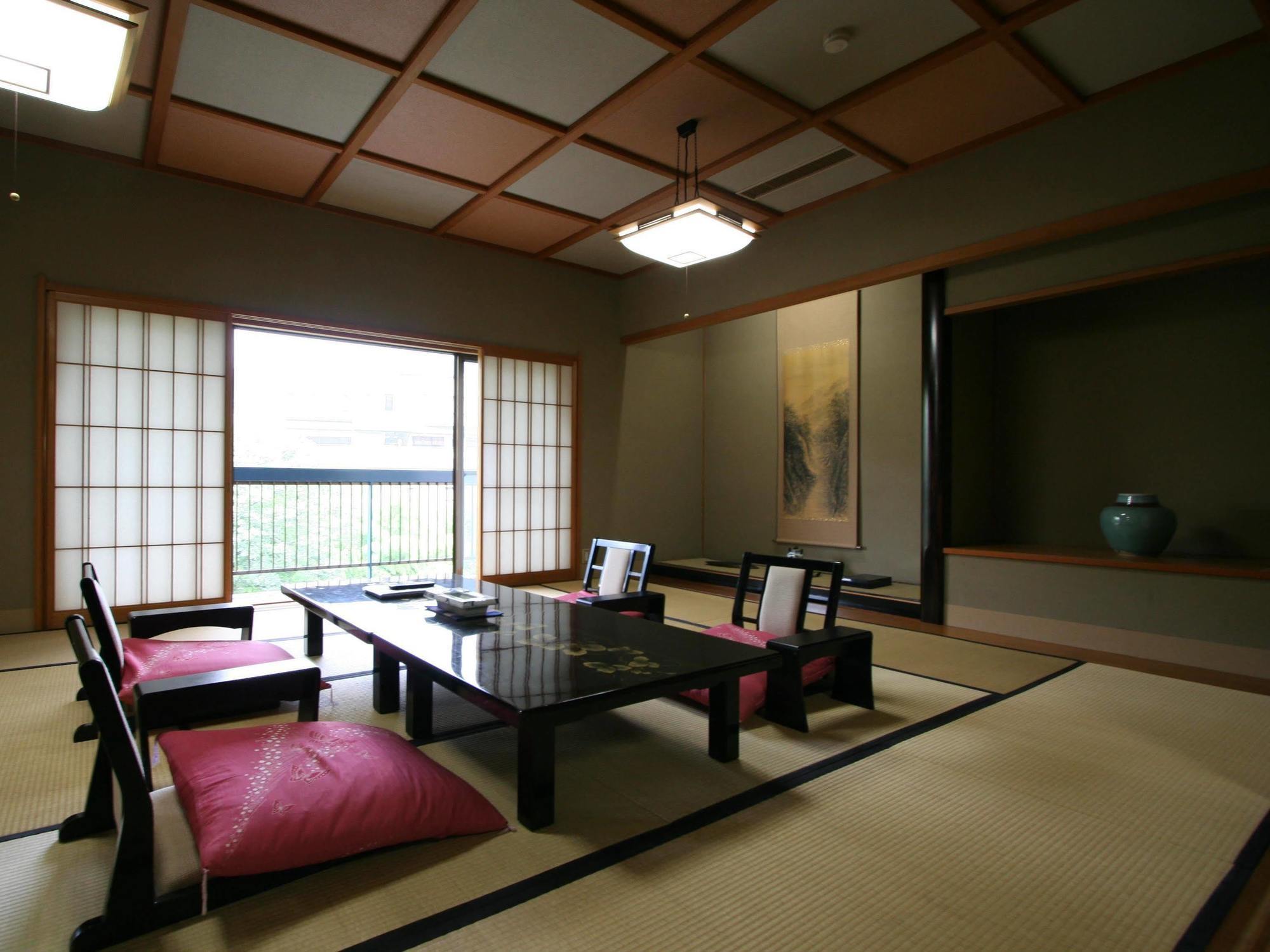 Готель Ooedo Onsen Monogatari Yamanaka Saichoraku Каґа Екстер'єр фото